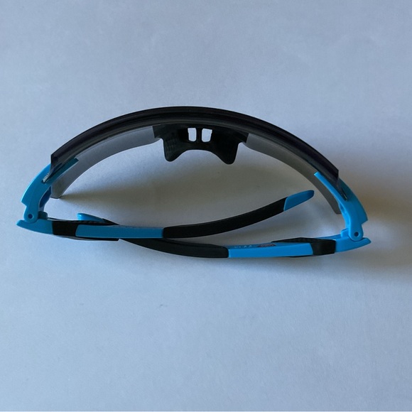 OAKLEY ENCODER SQUARED PRIZM SAPPHIRE LENSES, SKY BLUE FRAME NWOT - Picture 8 of 16